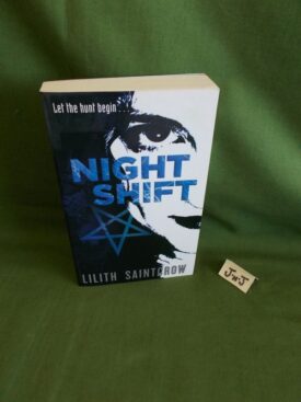Book cover ofnIGHT sHIFT 1