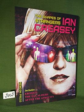 Book cover ofThe Shapes of Strangers PB