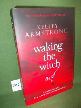 Book cover ofWaking the Witch PB