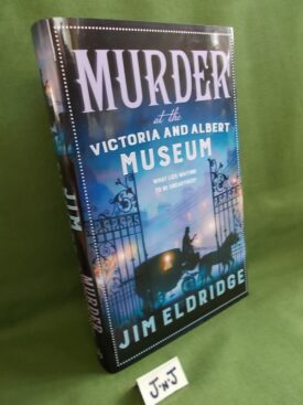 Book cover ofMurder at the Victoria and Albert 1