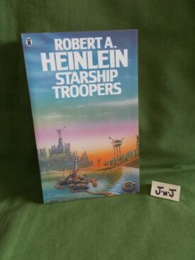 Book cover of STARSHIP TROOPERS