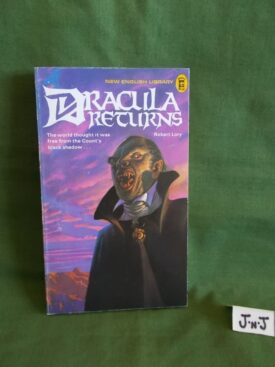 Book cover of DRACULA RETURNS
