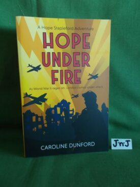 Book cover of HOPE UNDER FIRE